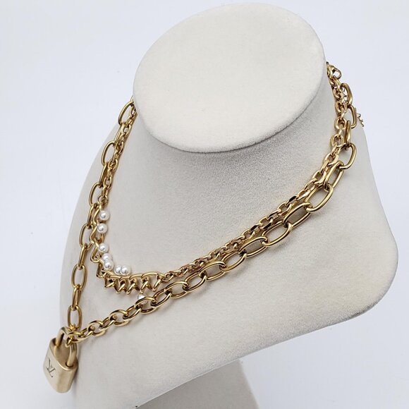 Authentic Louis Vuitton Gold Padlock w/ Unbranded Fashion Stainless Steel Chain - Picture 2 of 7